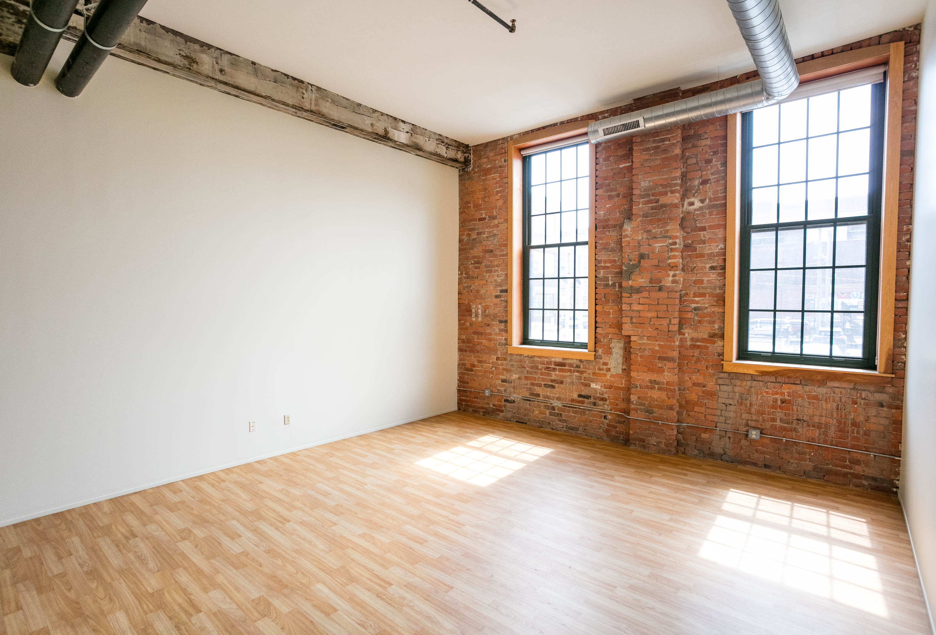 6201 2nd Ave. Apt. 213